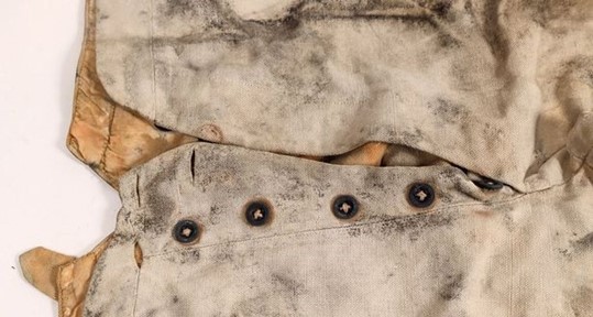Lost and Found at Sea: The Extraordinary Story of the Shipwrecked Jeans