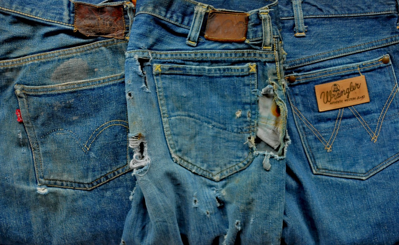 What’s in a Pocket? The Five-Pocket Evolution of Jeans