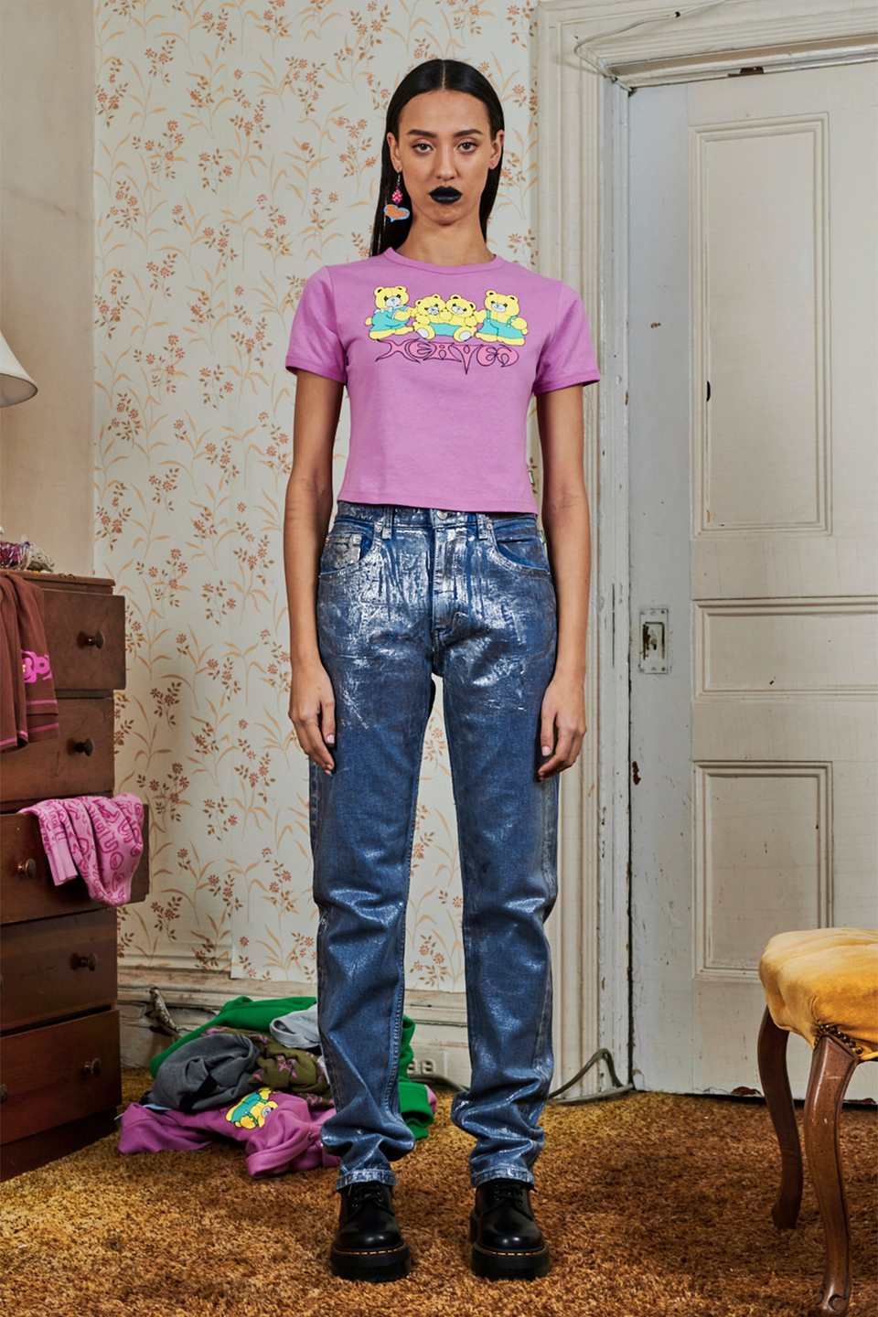 A Guide To Doing Y2K Denim in 2021